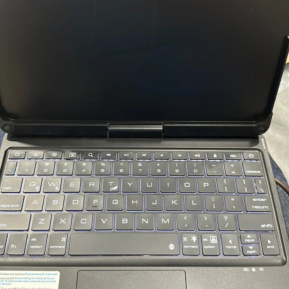 Keyboard Case for iPad 10.2